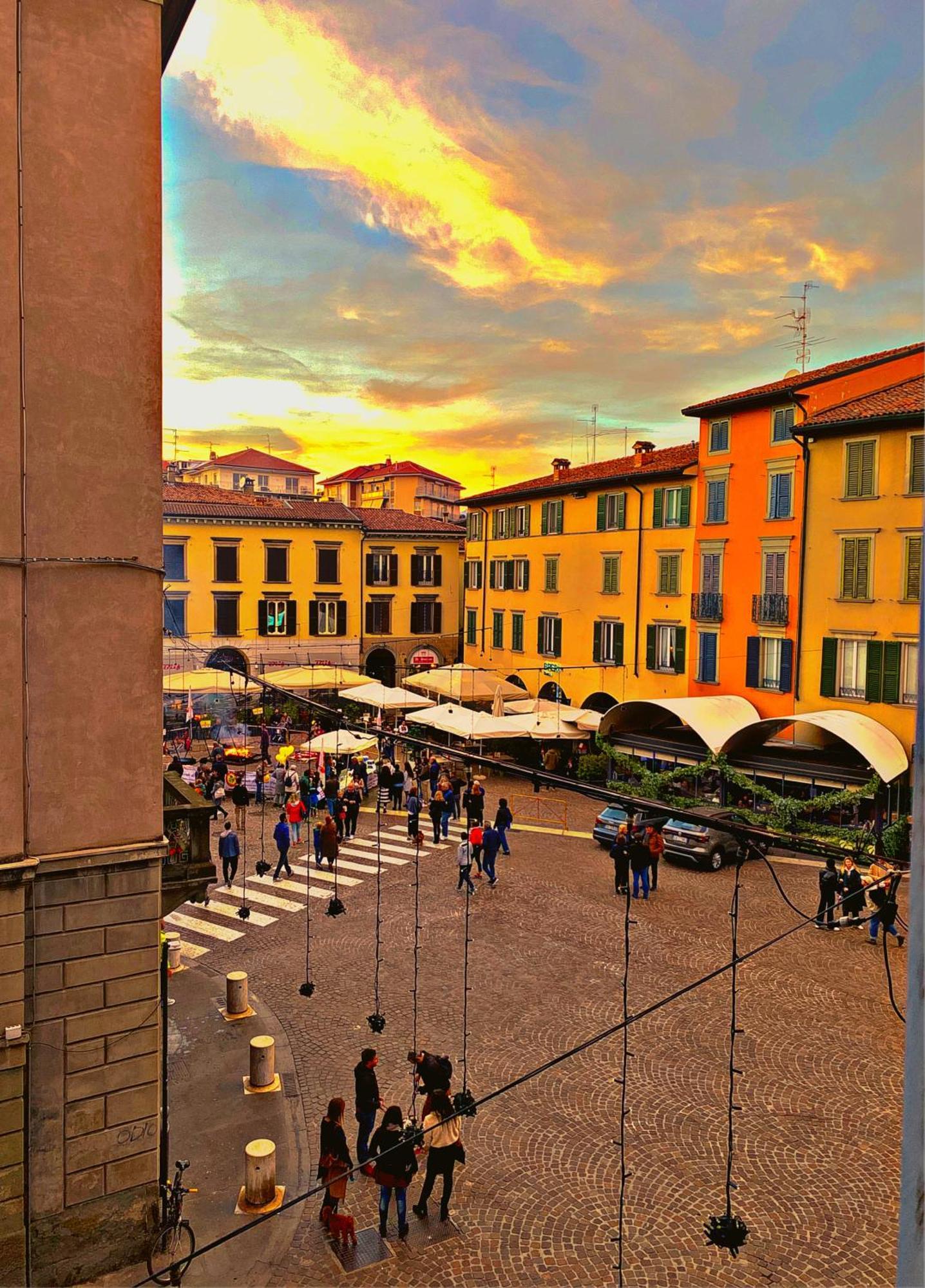 Appartamento Bergamo Centro Piazza Pontida - The Italian Escape Exteriör bild